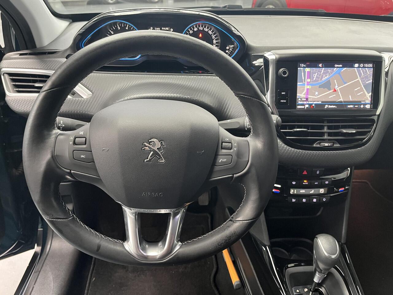 Peugeot 2008 1.2 PureTech Allure Automaat, Met Trekhaak, Apple Carplay & Android Auto, Achteruitrij Camera, CruiseControl