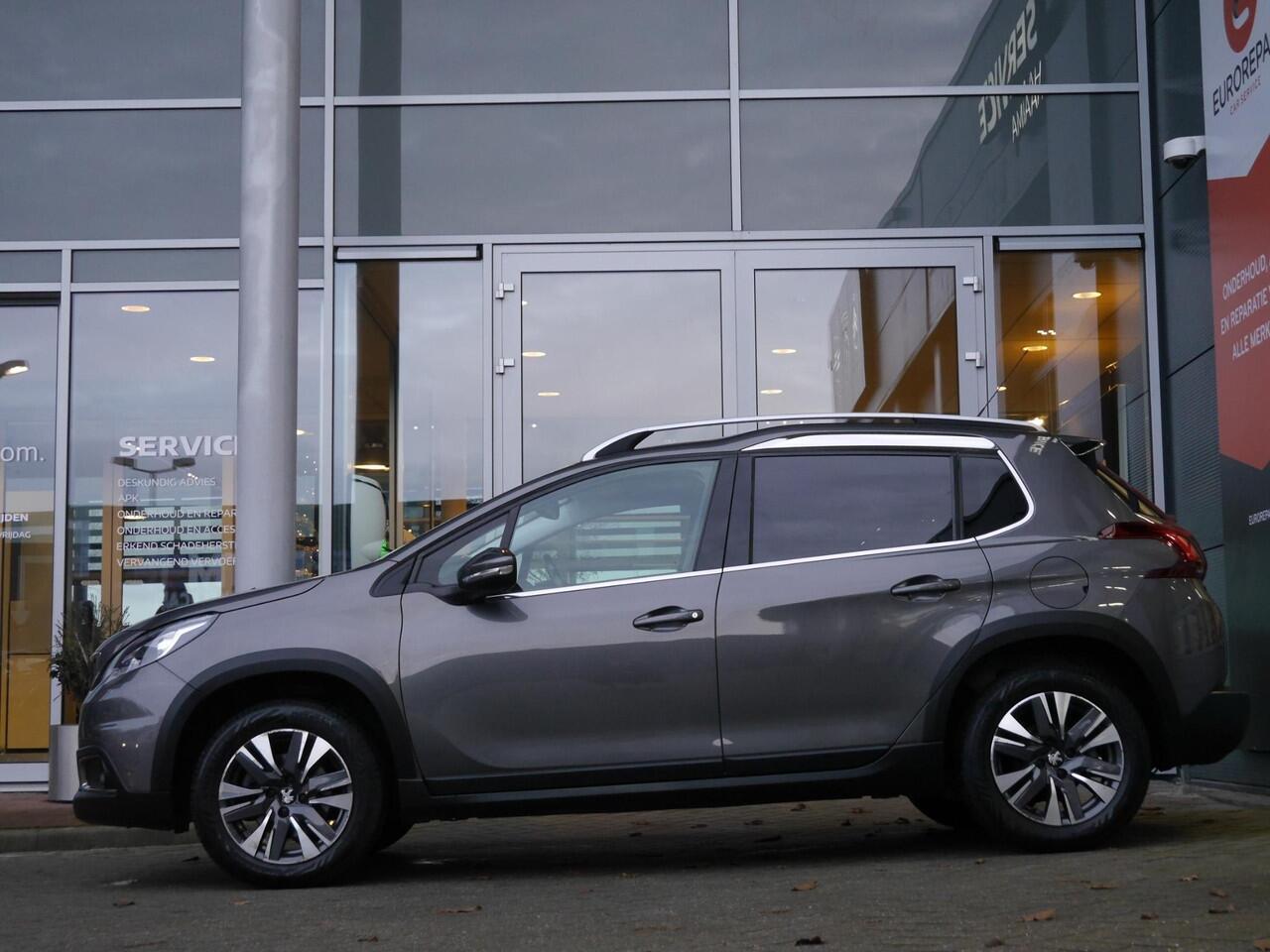 Peugeot 2008 1.2 PureTech Allure | Navigatie | Apple carplay & android auto | Trekhaak | Climate control | Lichtmetalen velgen | Dab radio | Cruise control | Extra getint glas | Grip control