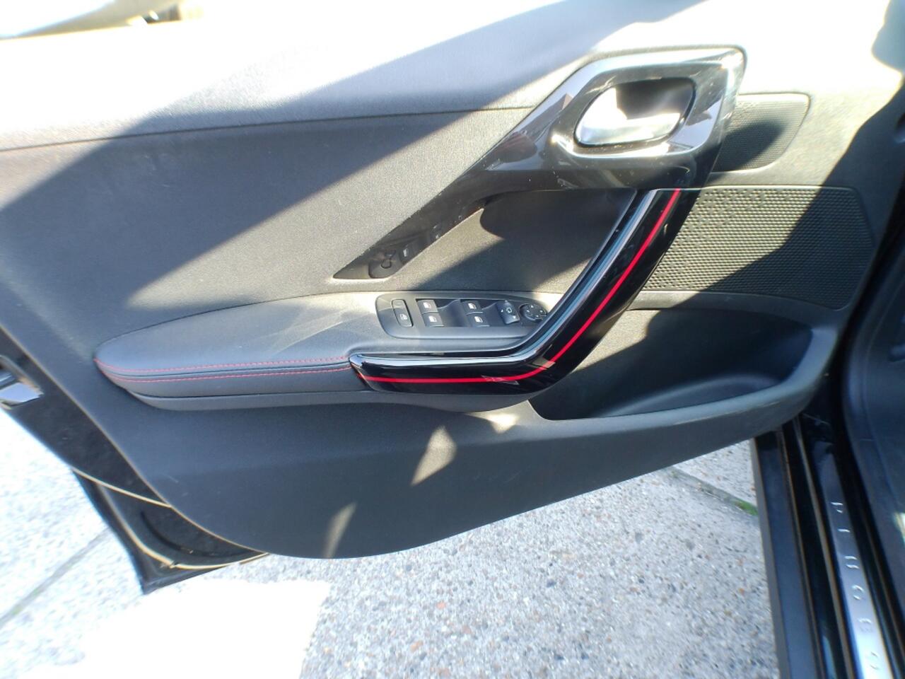 Peugeot 2008 1.2 PureTech GT-Line