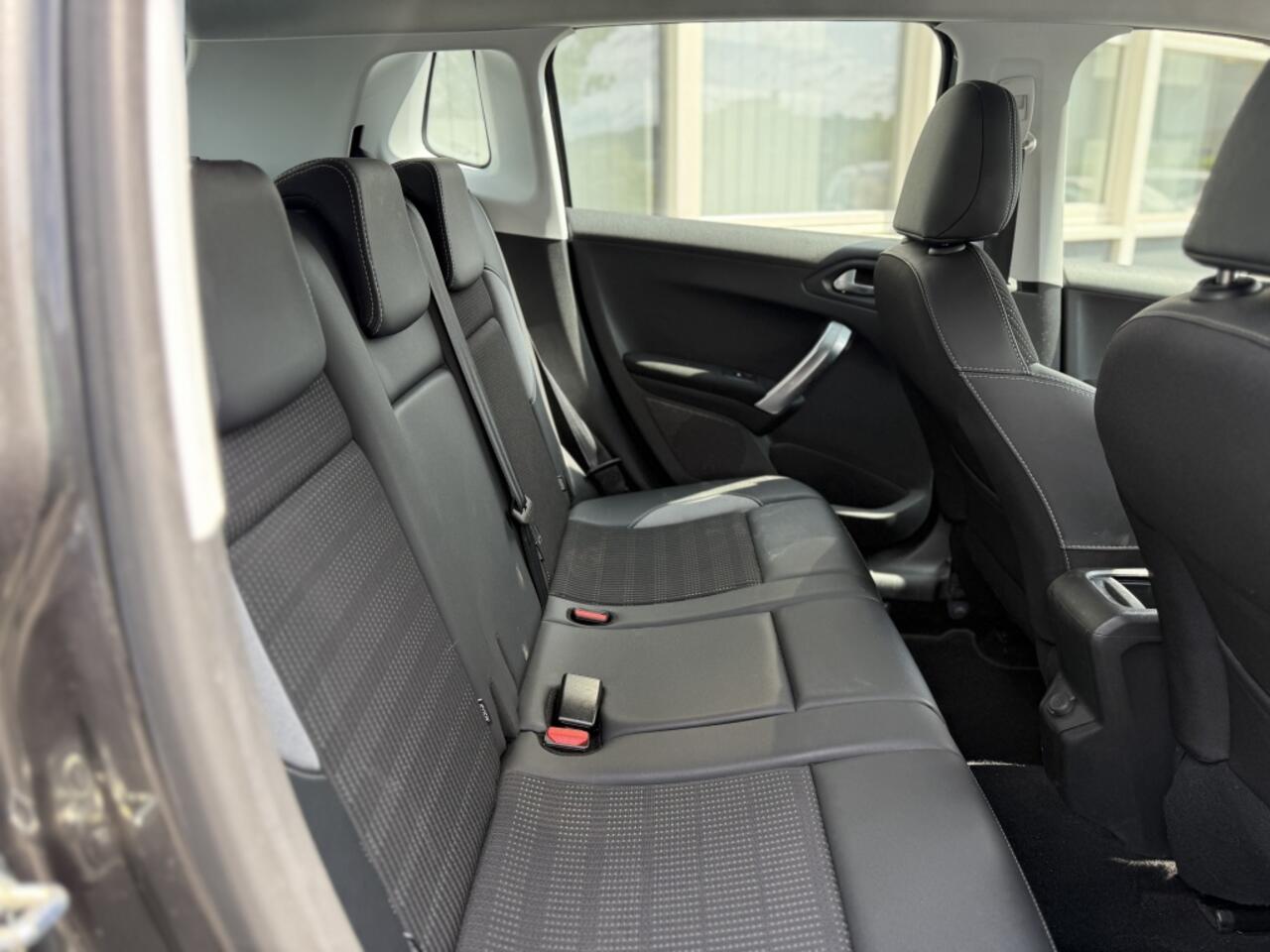 Peugeot 2008 1.2 PureTech Allure automaat