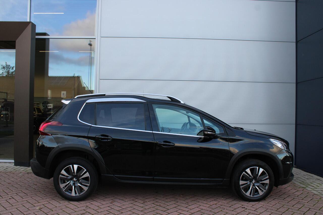 Peugeot 2008 1.2 PureTech 110pk Allure Airco Navi Carplay Panoramadak 49.193km