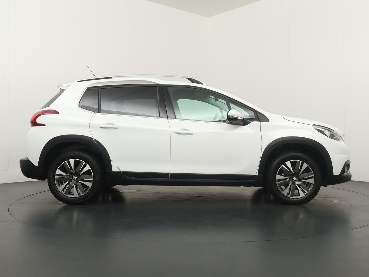 Peugeot 2008 1.2 PureTech Allure - Navigatie - Airconditioning - Cruise Control