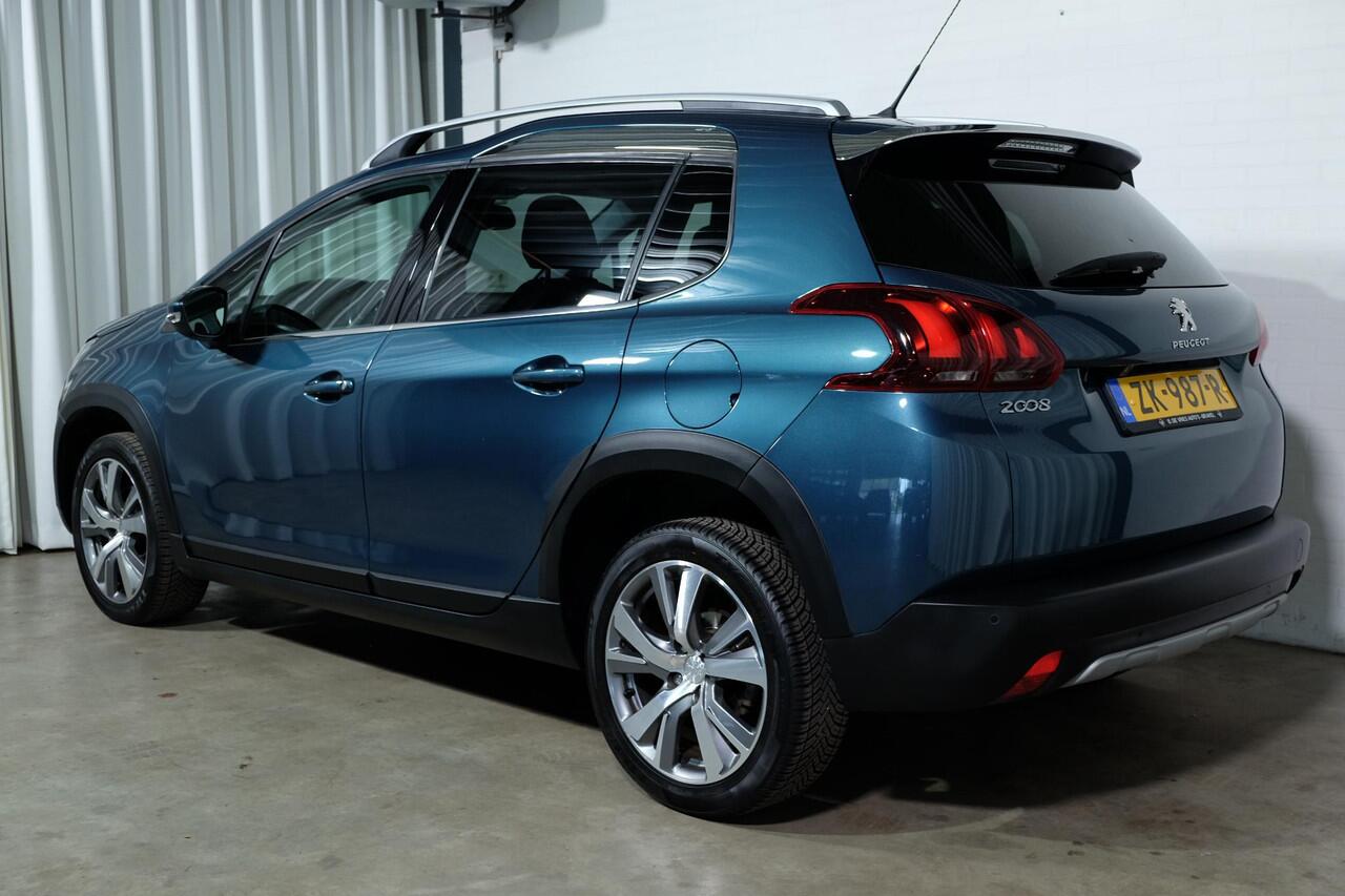 Peugeot 2008 1.2 PureTech Blue Lease Allure