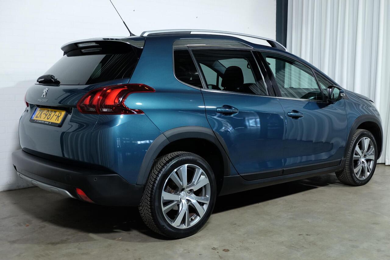 Peugeot 2008 1.2 PureTech Blue Lease Allure