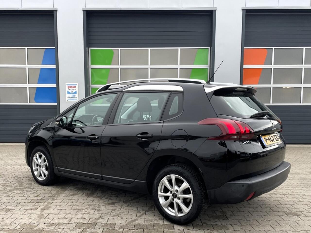 Peugeot 2008 1.2 PURETECH ALLURE / Nieuwe distributie riem / PDC / Cruise control