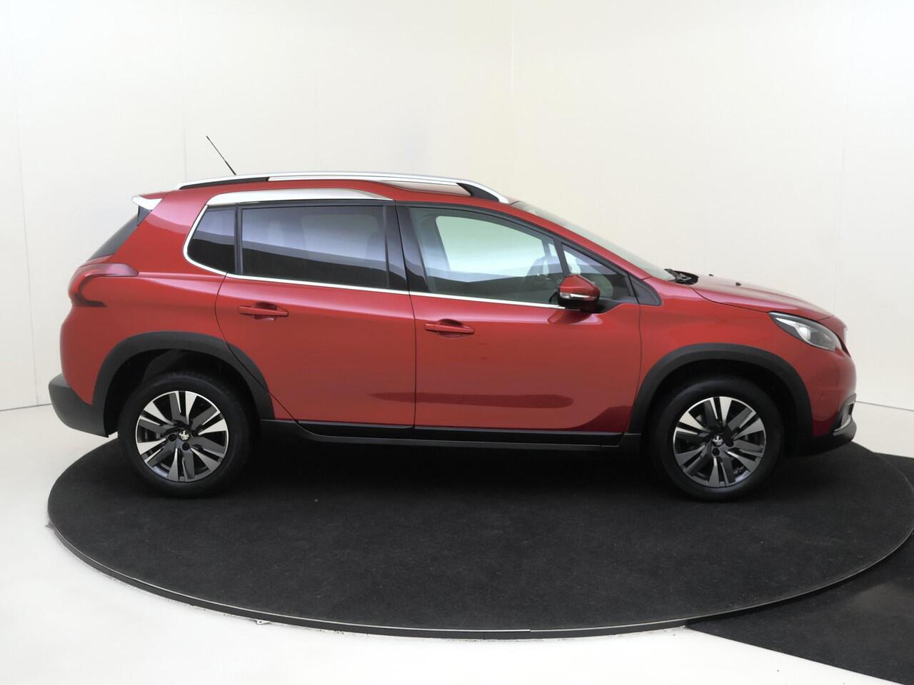 Peugeot 2008 1.2 PureTech Allure | AUTOMAAT | Navi | Camera | Airco | LM Velgen