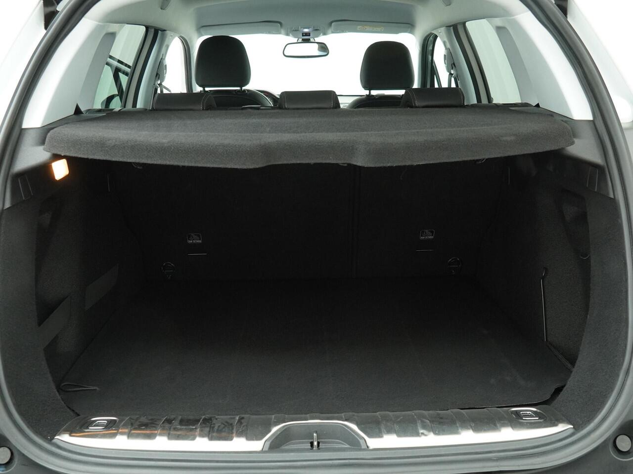 Peugeot 2008 1.2 PureTech Allure - Navigatie - Airconditioning - Cruise Control