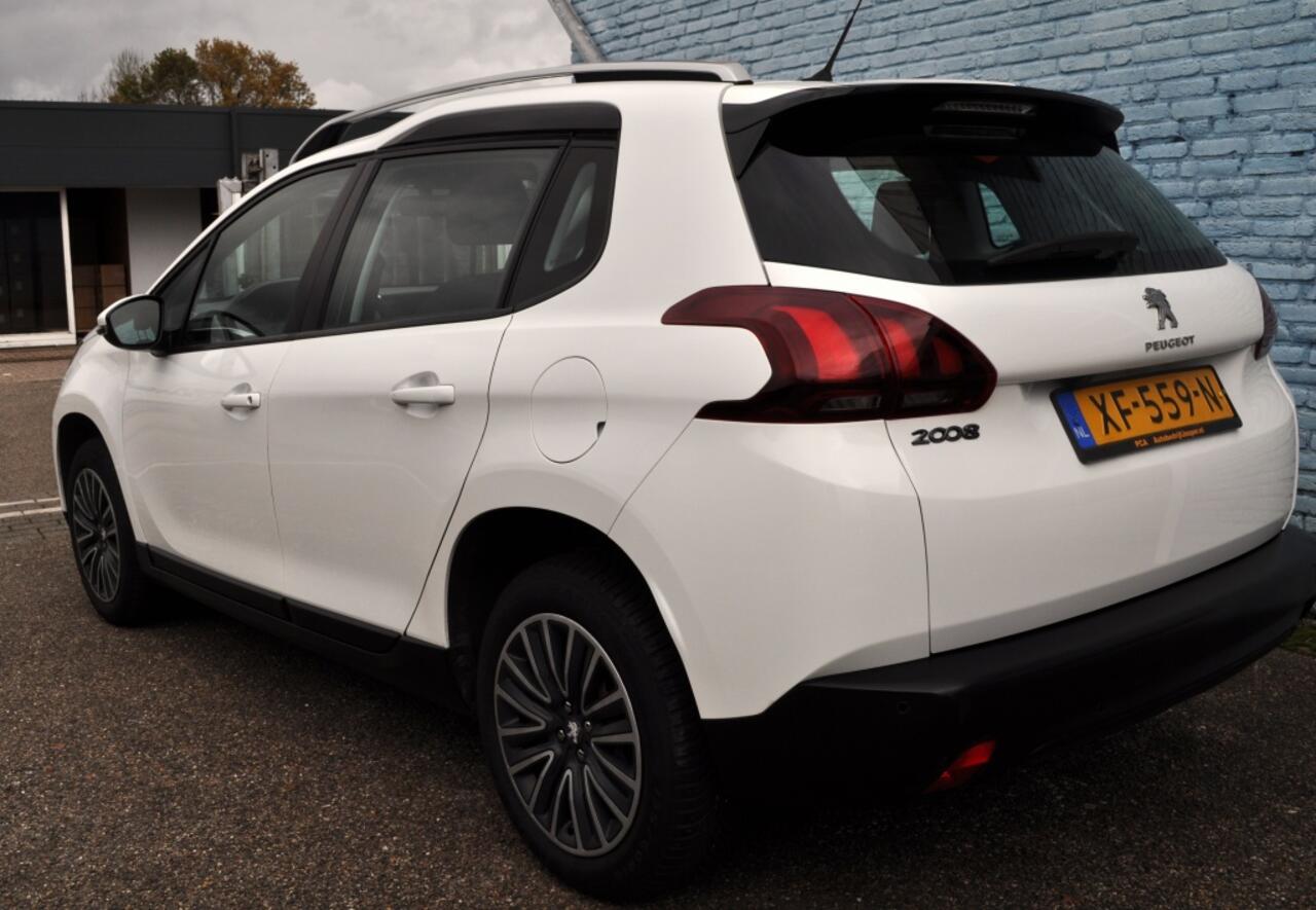 Peugeot 2008 1.2 Active Autom 110Pk pdc v+a clima