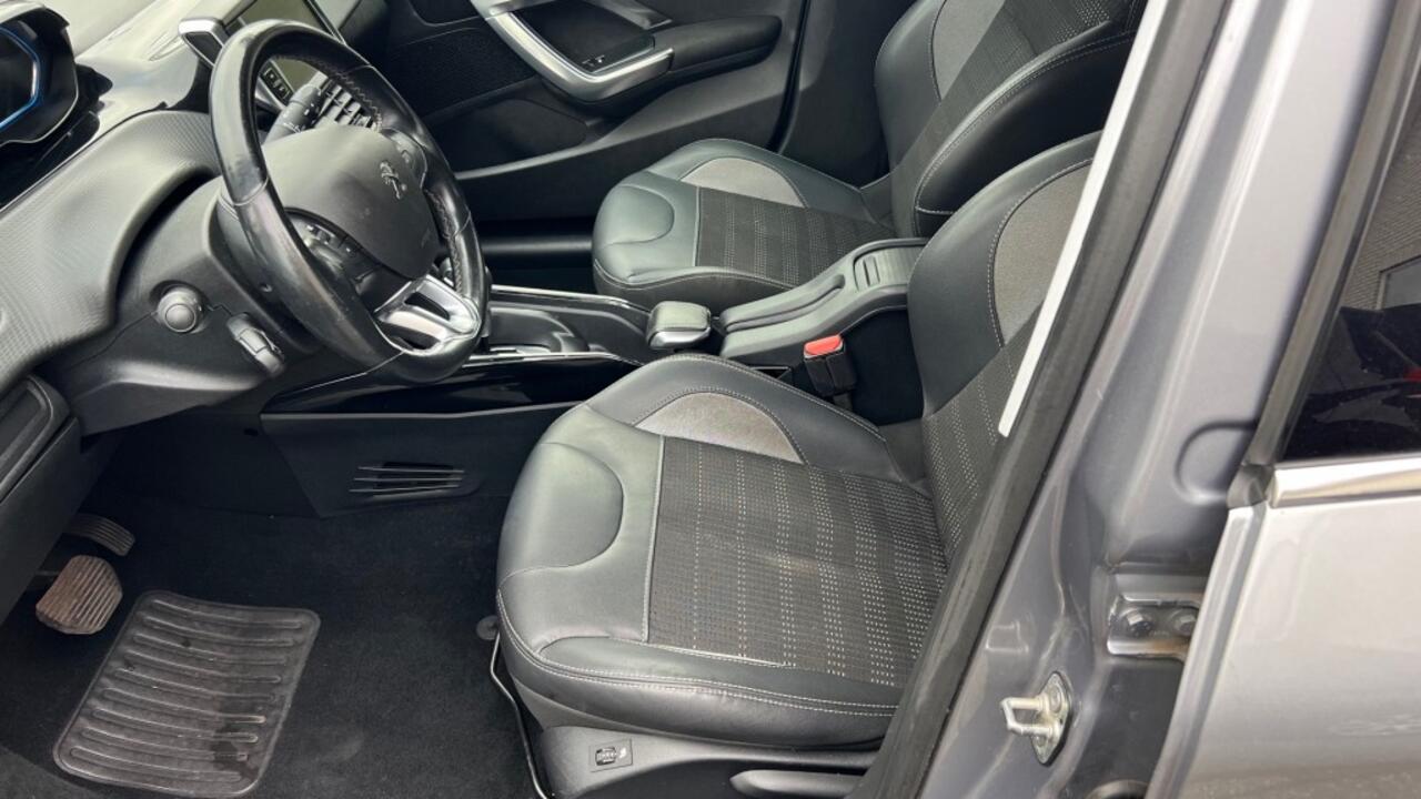 Peugeot 2008 1.2 Pure Tech GT line automaat