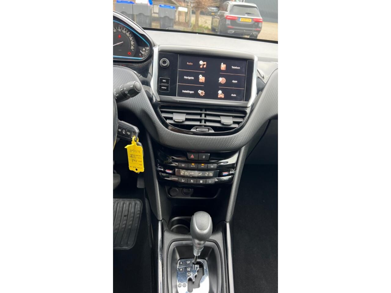 Peugeot 2008 1.2 Pure Tech GT line automaat