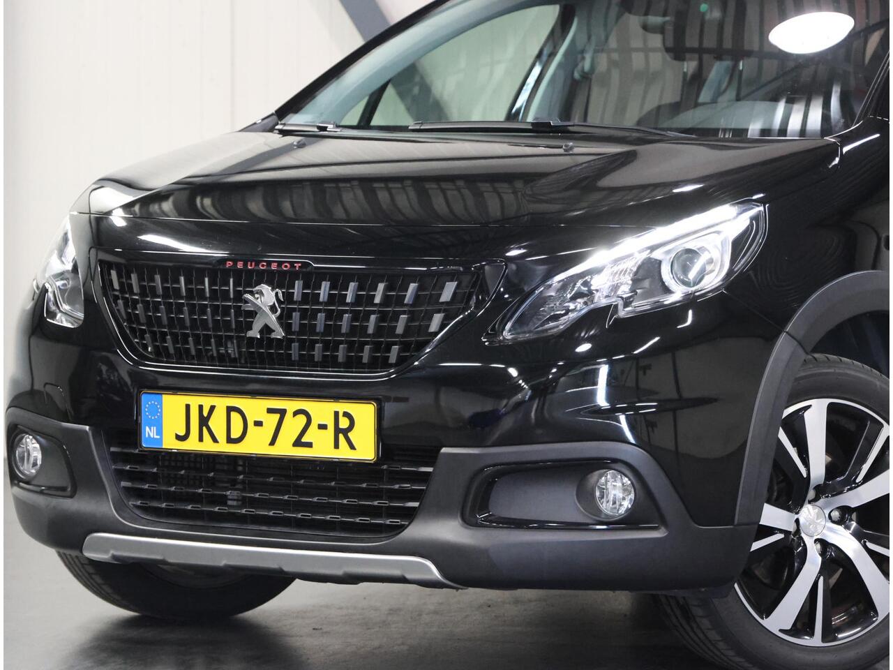 Peugeot 2008 1.2 GT-Line 110PK AUTOMAAT | Achteruitrijcamera | Armsteun | Bluetooth | Navigatie | Climate Control | Cruise Control | LED | 17" Lichtmetalen Velgen | Isofix | Privacy Glass |