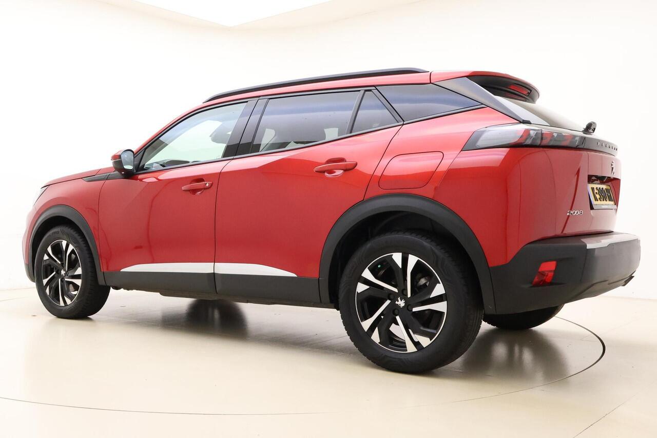 Peugeot 2008 1.2 PureTech 100pk Allure | 3D-Cockpit | Achteruitrijcamera | Climate Control | Cruise Control | Navigatie | Keyless Start