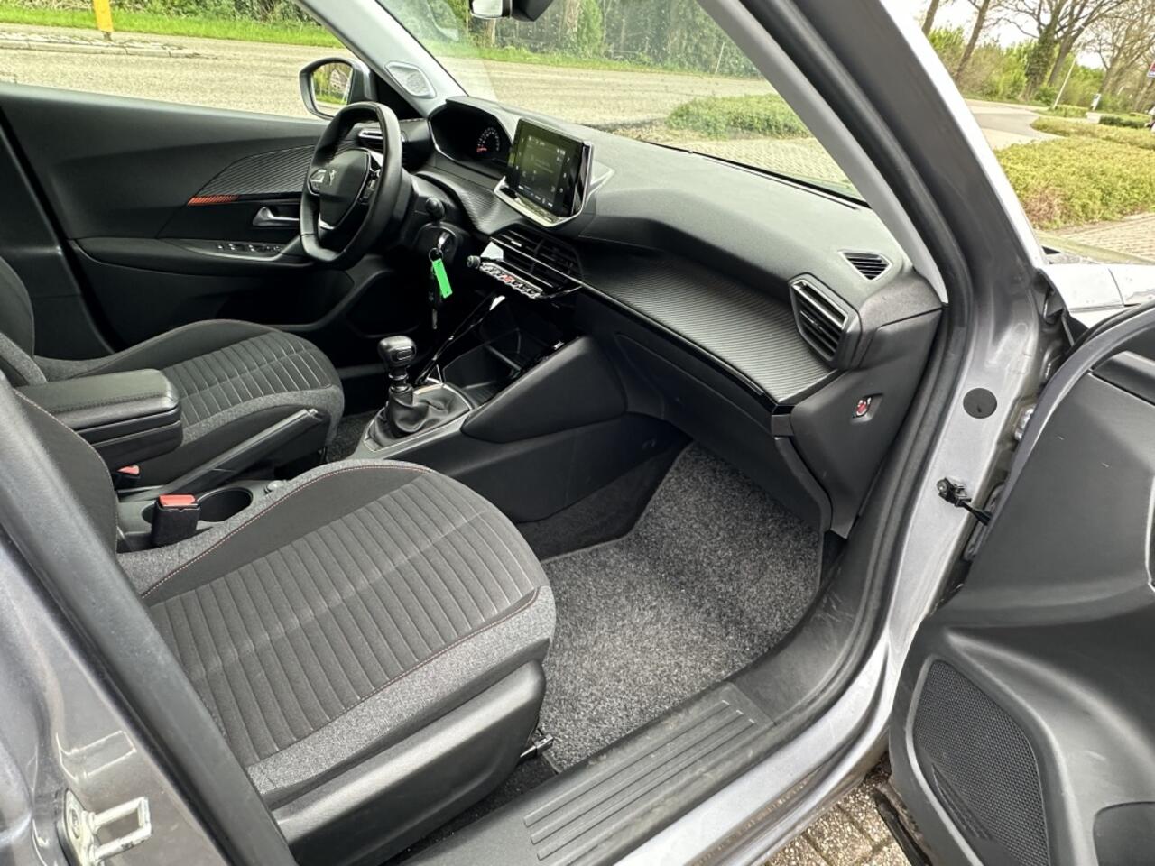 Peugeot 2008 1.2 PureTech Active