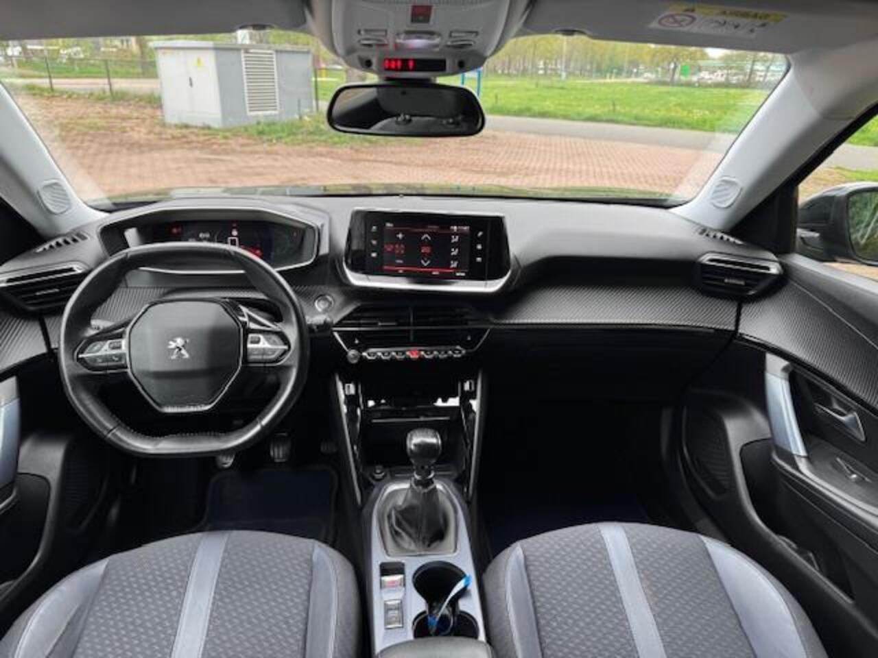 Peugeot 2008 1.5 BlueHDI ACTIVE PACK/3D VIRTDASH/CAM/LED/NAV/HLEER