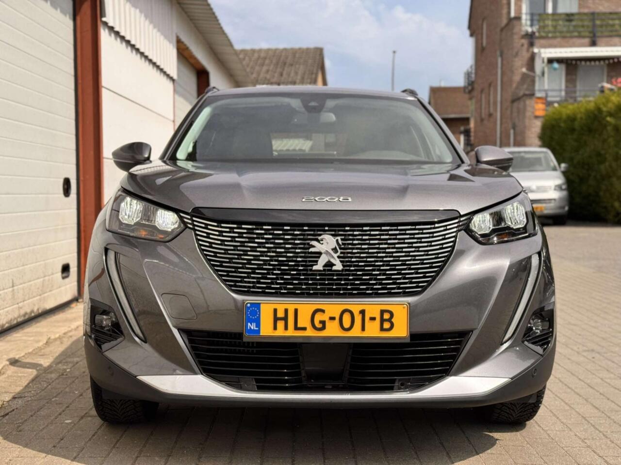 Peugeot 2008 1.2 PureTech Allure 131PK | Garantie
