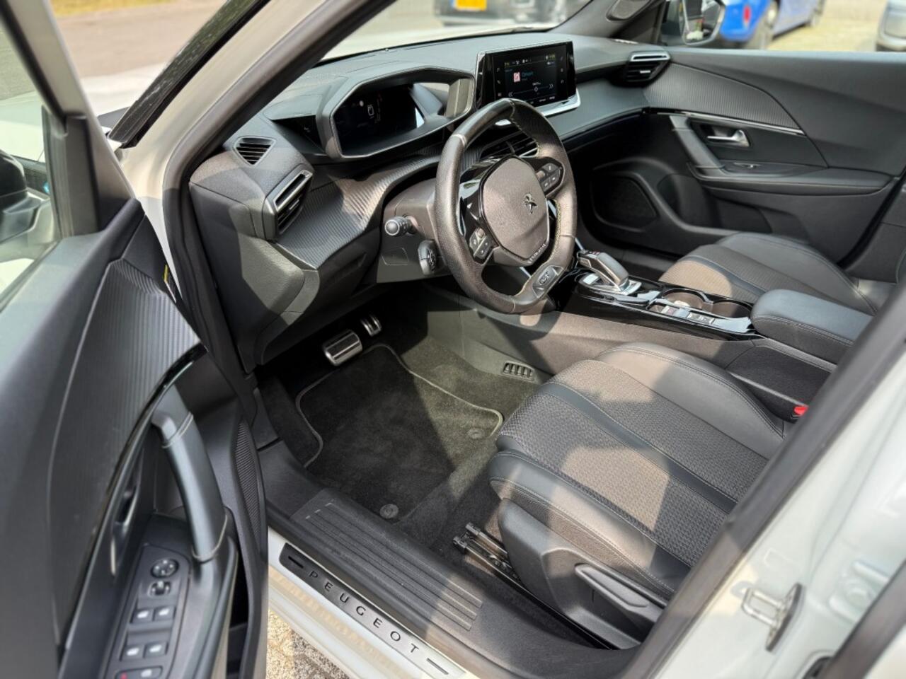 Peugeot 2008 EV GT-LINE BJ.2020 50 KWH