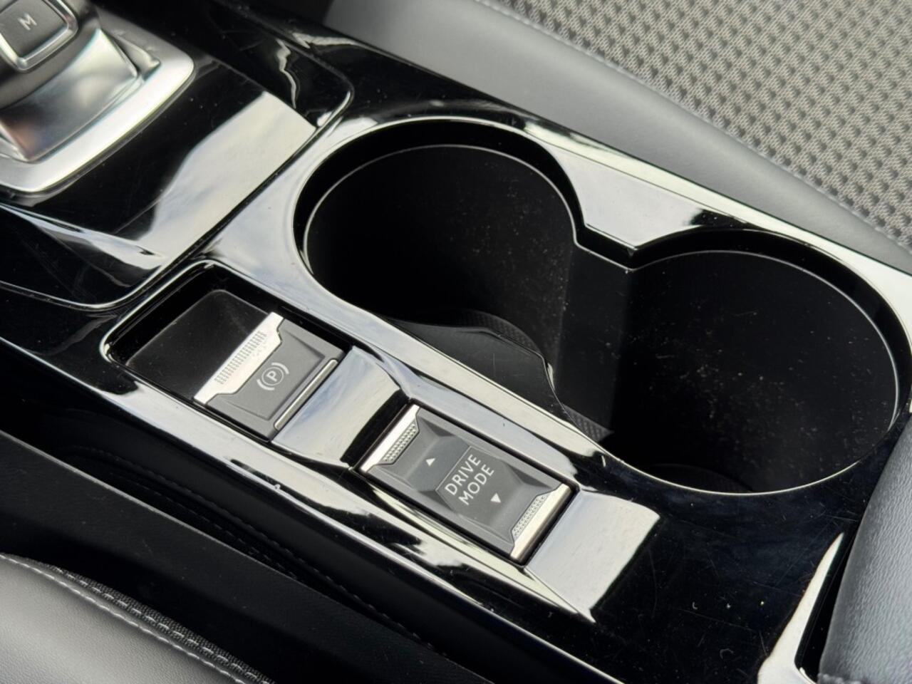 Peugeot 2008 1.2 TURBO AUT. 130PK GT-LINE LED NAVI CAMERA CARPLAY AIRCO LMV PDC