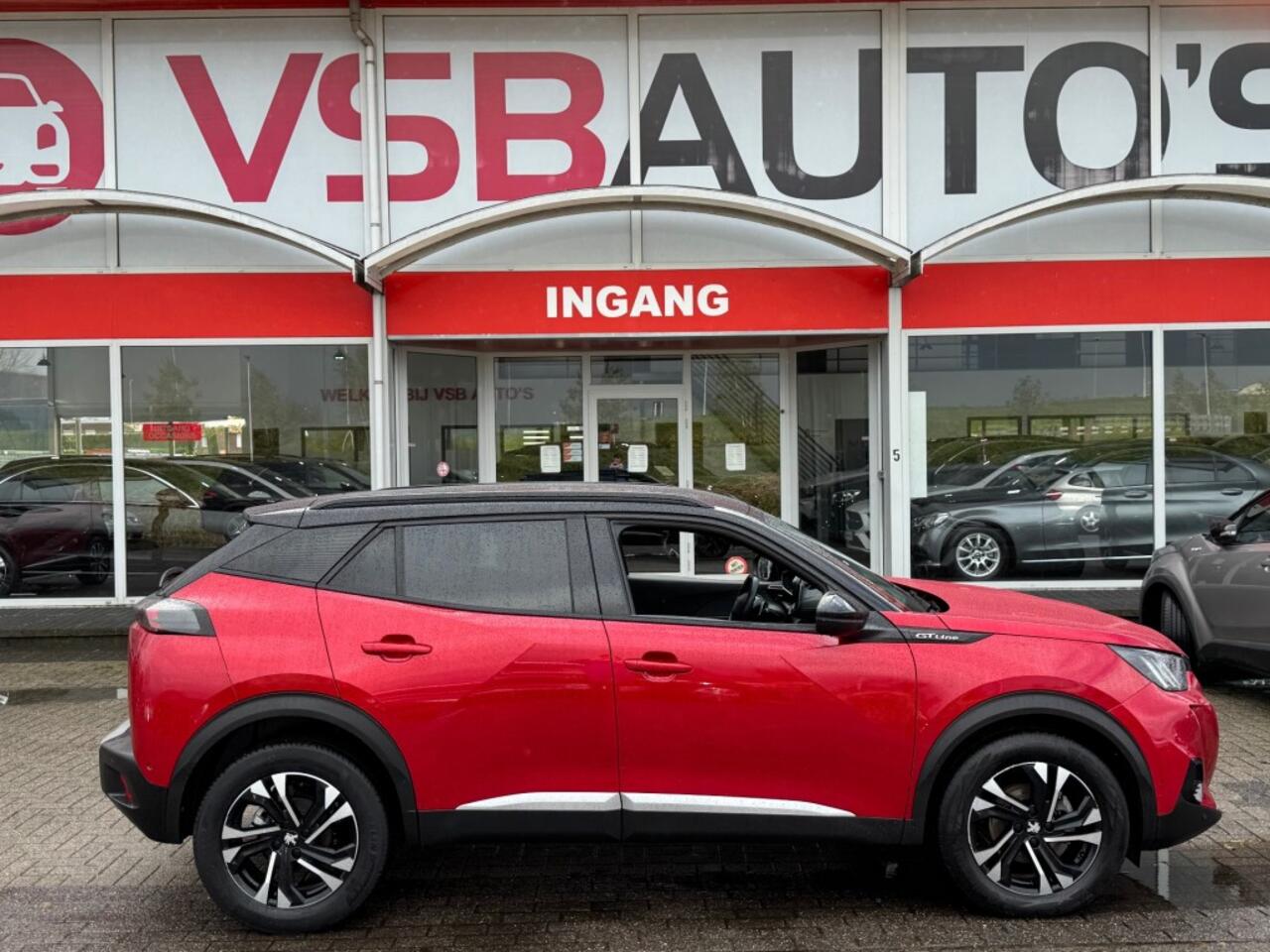 Peugeot 2008 1.2 TURBO AUT. 130PK GT-LINE LED NAVI CAMERA CARPLAY AIRCO LMV PDC