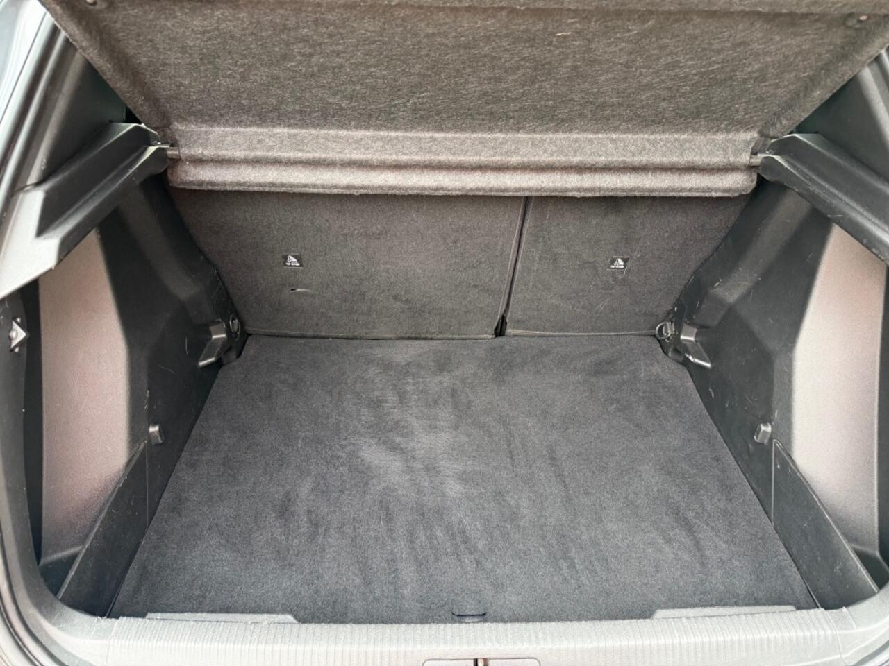 Peugeot 2008 1.2 PURE TECH BLUE LEASE ACTIVE SLECHTS 48.493 KM!!