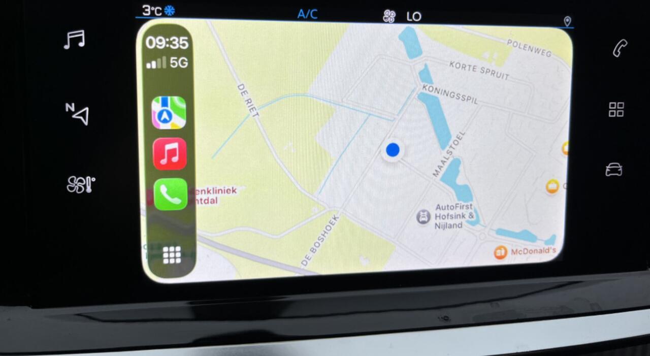 Peugeot 2008 1.2T 130PK Allure Trekhaak/Winterpakket/Ecc/Camera