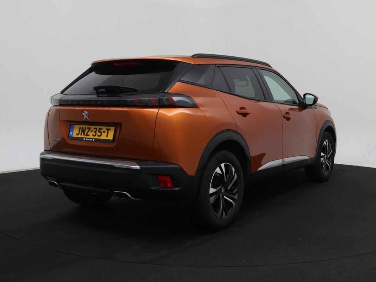 Peugeot 2008 1.2T 130PK Allure Trekhaak/Winterpakket/Ecc/Camera