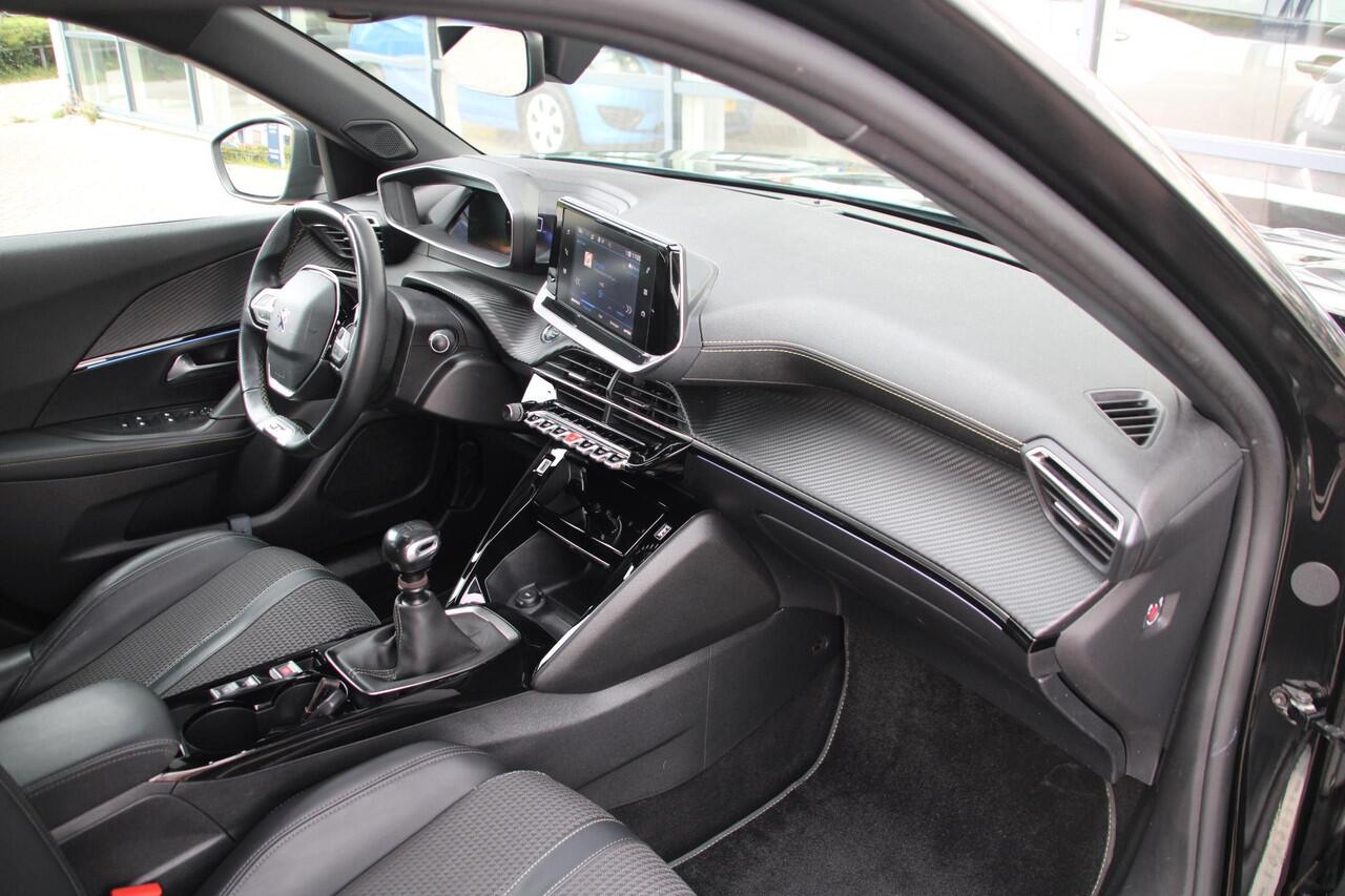 Peugeot 2008 1.2 PureTech 130pk GT-Line Airco Carplay Camera Stoelverwarming Dealer onderhouden