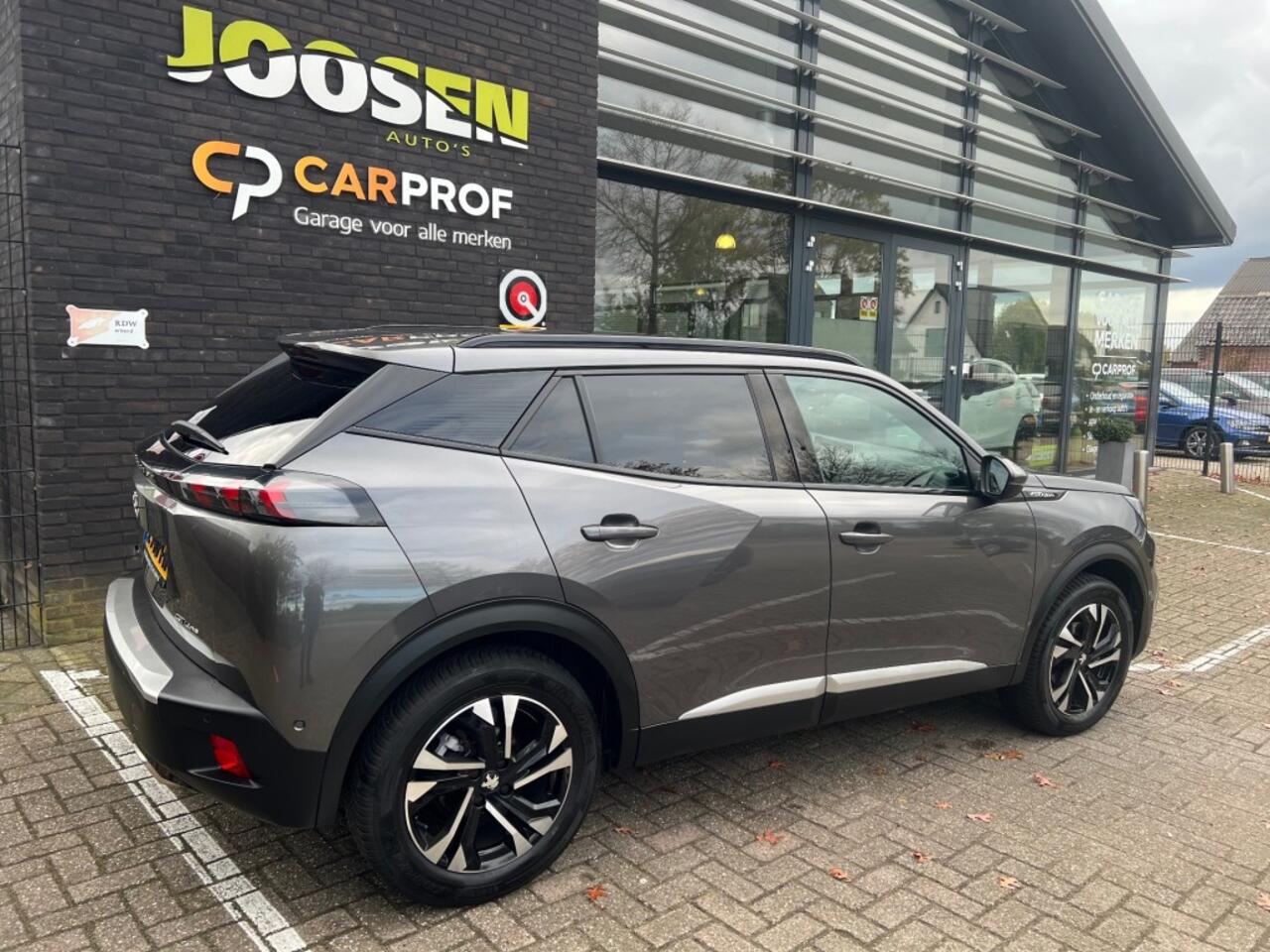 Peugeot 2008 1.2 PURETECH GT-LINE