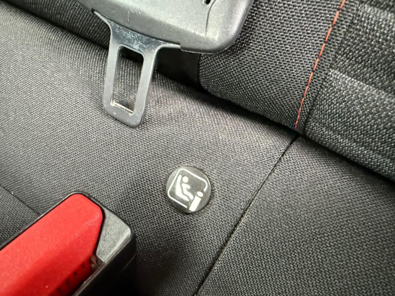 Peugeot 2008 1.2 PURE TECH BLUE LEASE ACTIVE SLECHTS 48.493 KM!!