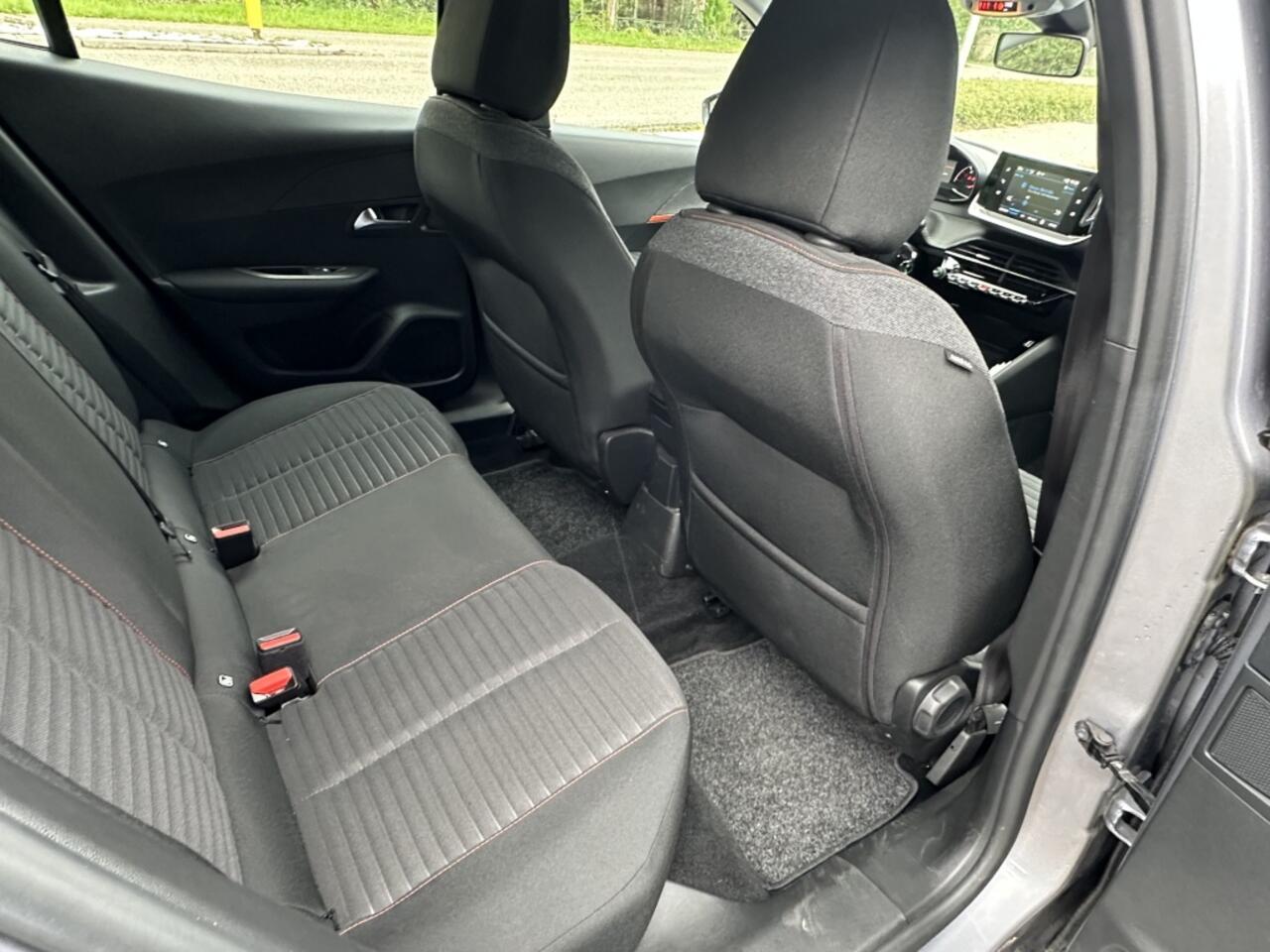 Peugeot 2008 130 pk trekhaak 1.2 PureTech Active