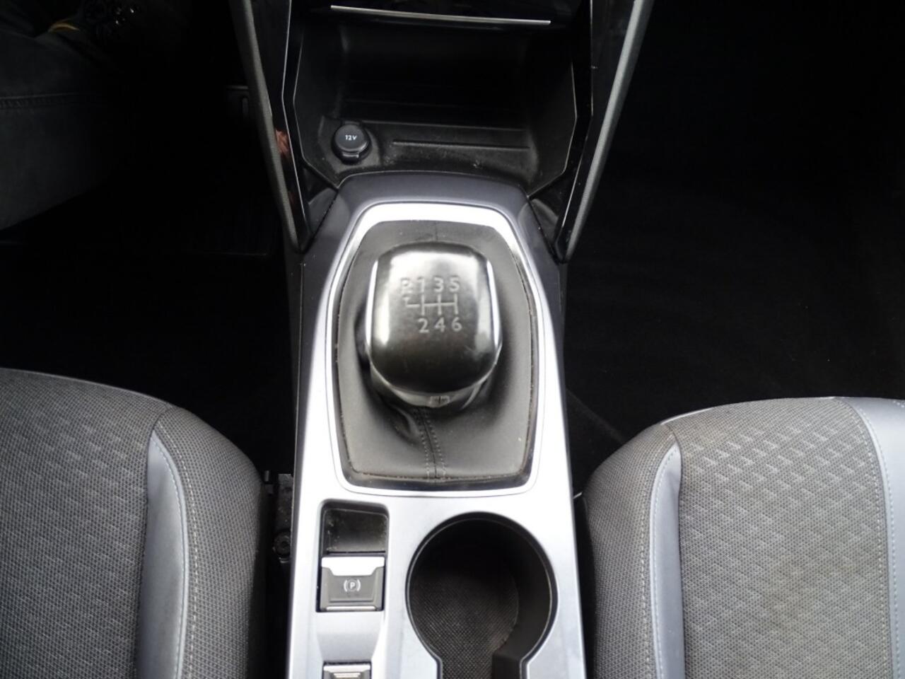 Peugeot 2008 1.2 PT ALLURE 131 Pk-Carplay-Cruise-Led-Blth-Media-Nav-Pdc