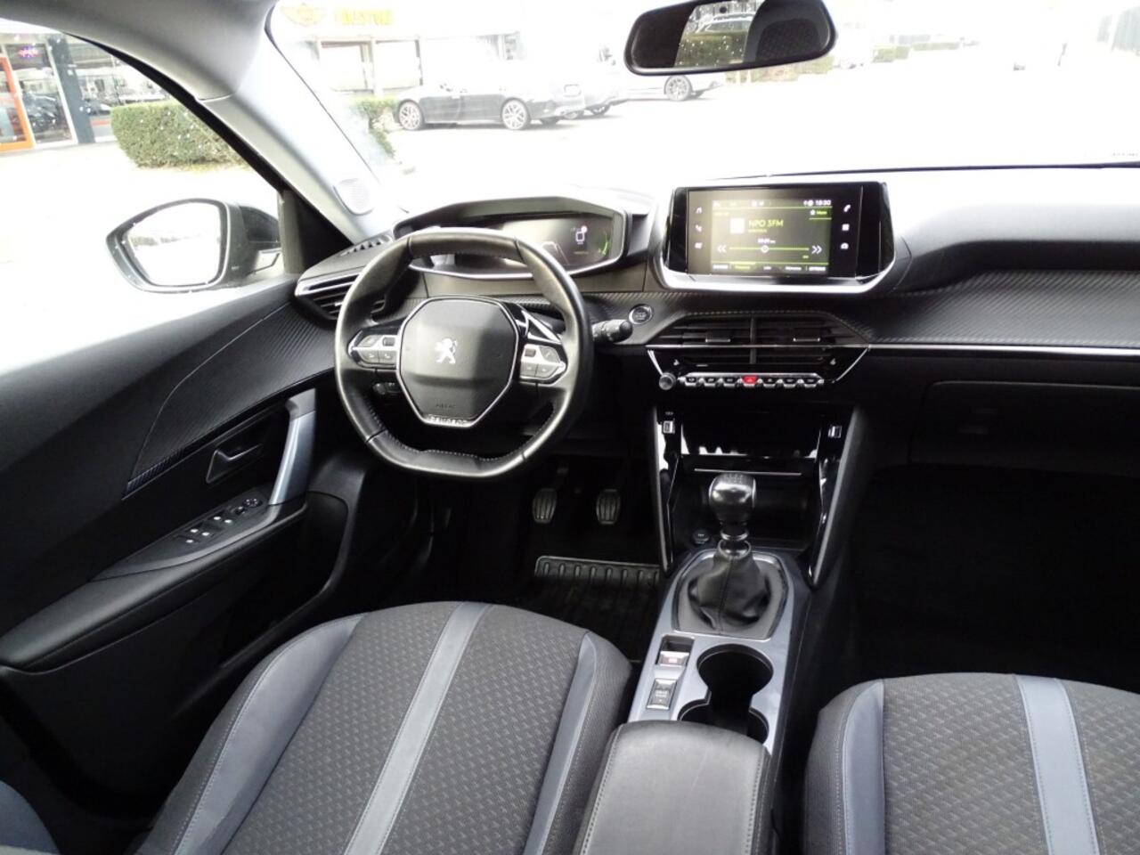 Peugeot 2008 1.2 PT ALLURE 131 Pk-Carplay-Cruise-Led-Blth-Media-Nav-Pdc