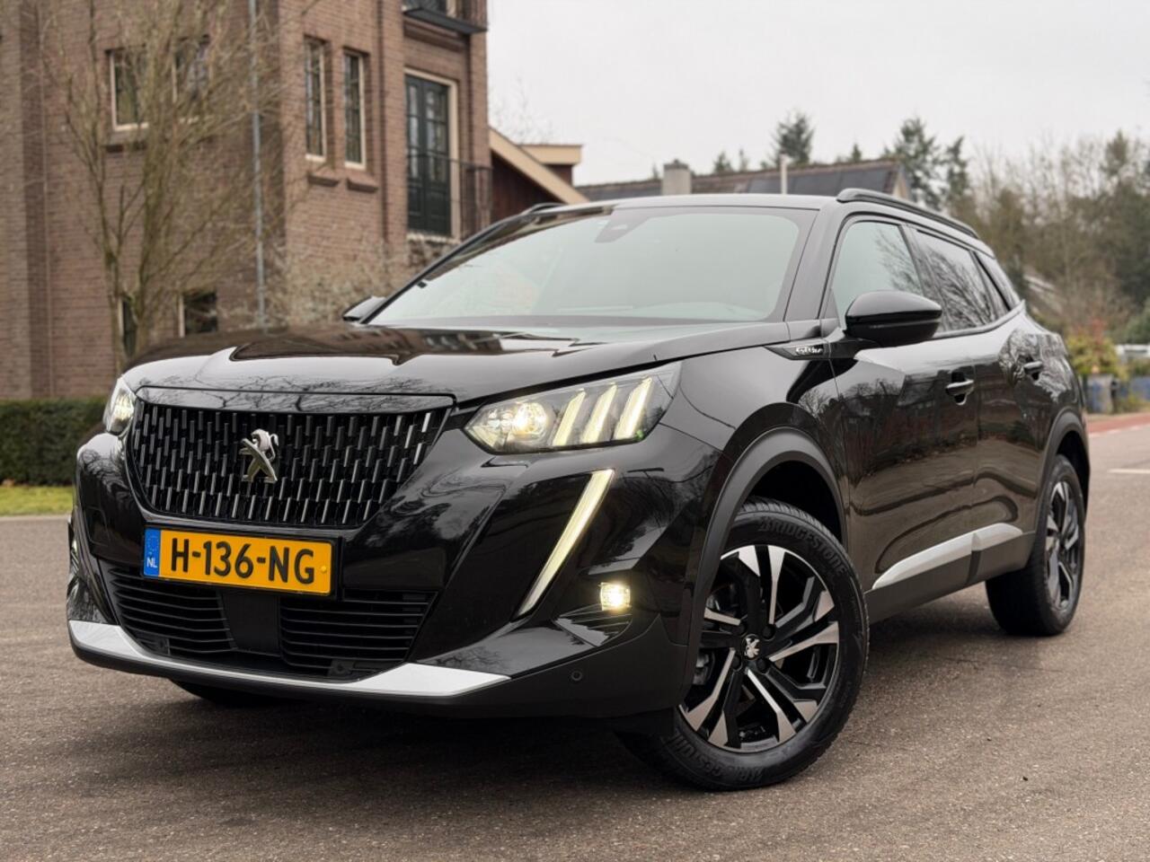 Peugeot 2008 1.2 Benzine GT-LINE - Nieuwe distributieriem !!