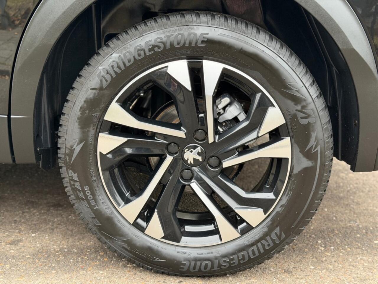 Peugeot 2008 1.2 Benzine GT-LINE - Nieuwe distributieriem !!