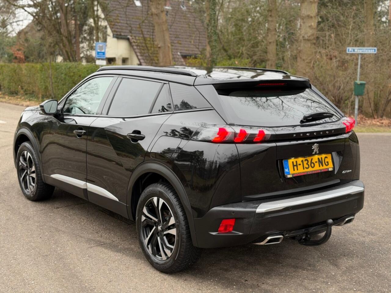 Peugeot 2008 1.2 Benzine GT-LINE - Nieuwe distributieriem !!