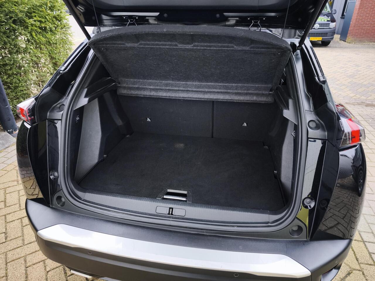 Peugeot 2008 1.2 PureTech Allure Pack Stoelverwarming|Adaptieve Cruise Control|keyless|Carplay/Android auto