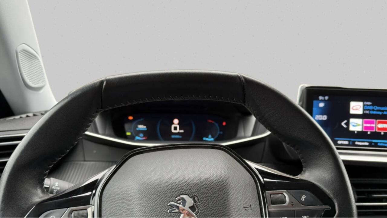 Peugeot 2008 1.2 PT Allure Pack