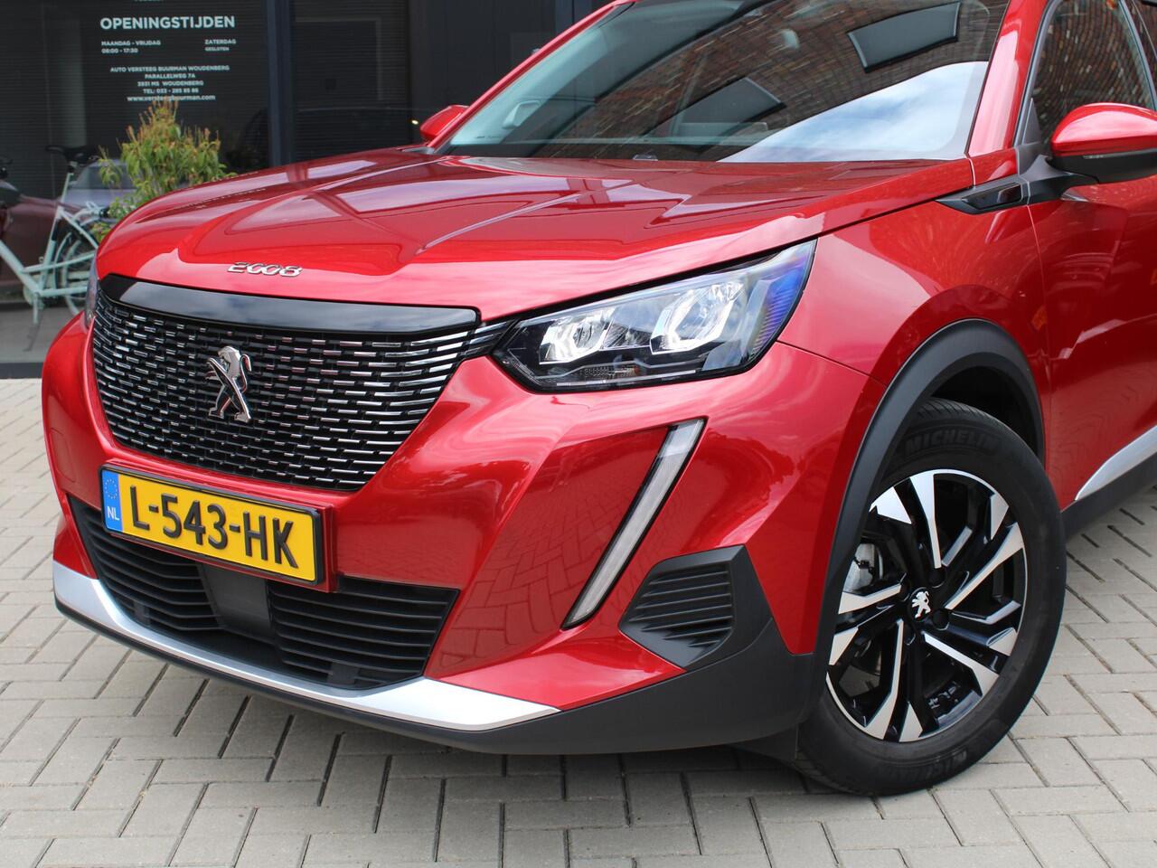 Peugeot 2008 1.2 PureTech Allure Camera, Trekhaak, Navigatie