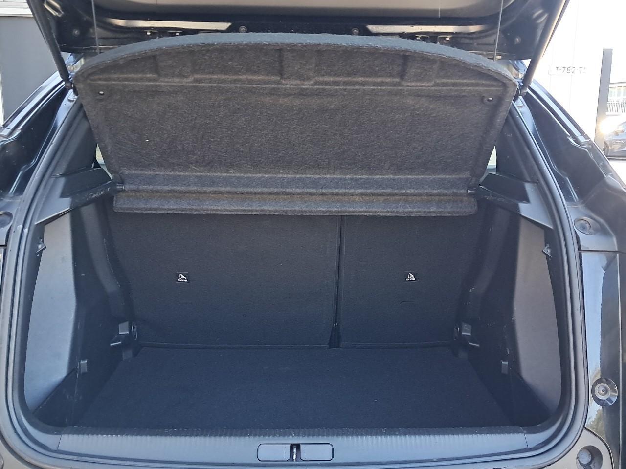 Peugeot 2008 1.5 BlueHDi Blue Lease Active