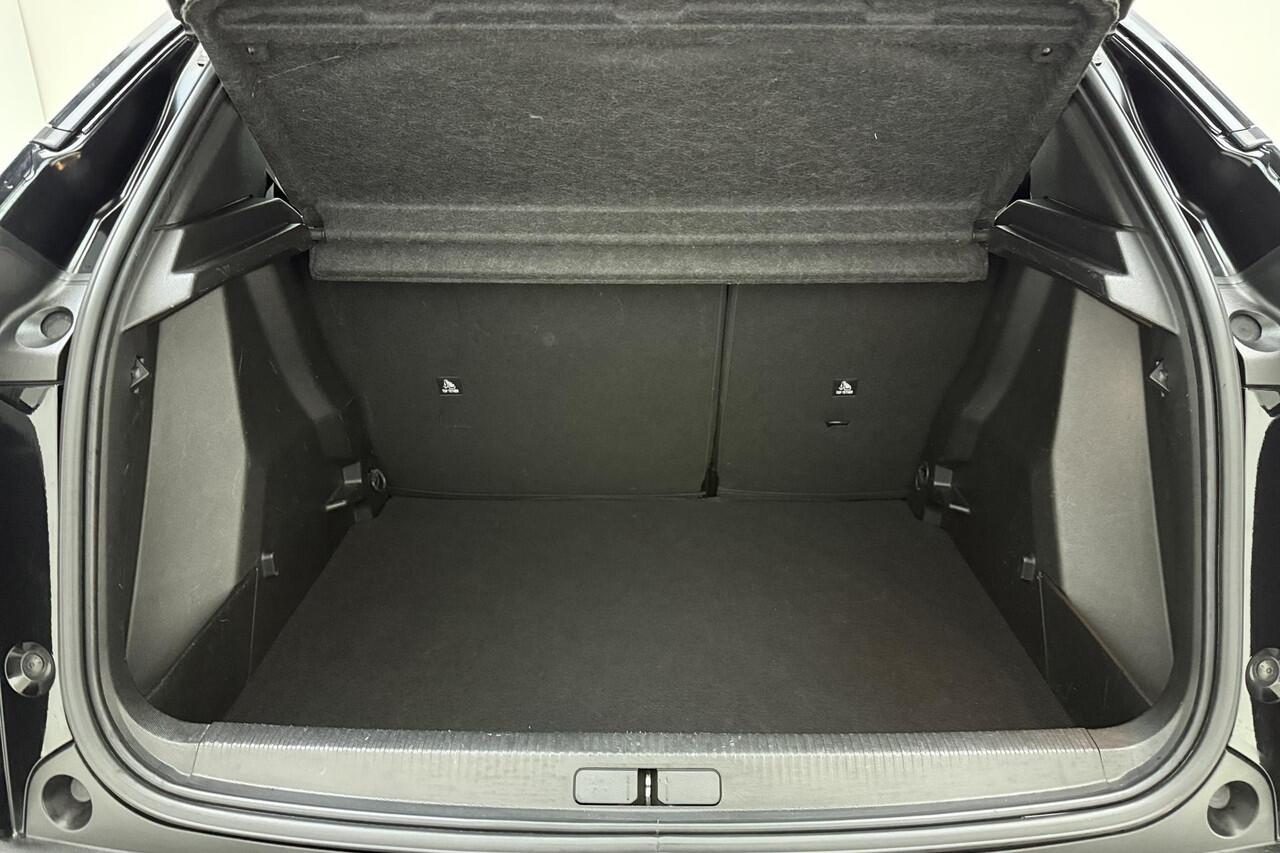 Peugeot 2008 1.2T Active 130pk Automaat | Navigatie | Armsteun | Parkeersensoren Achter | DAB+ | Cruise Control | Apple Carplay/Android Auto