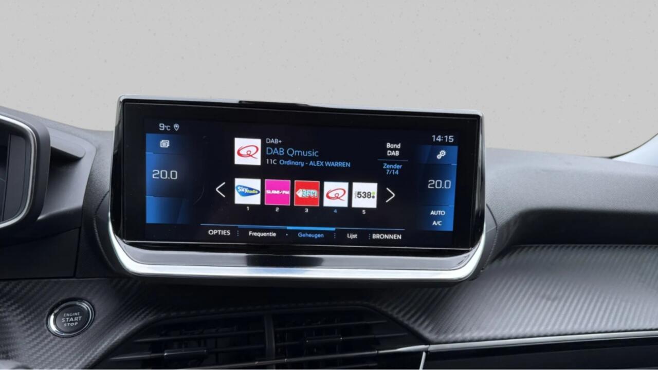 Peugeot 2008 1.2 PT Allure Pack ( Camera - Carplay - Luxe)