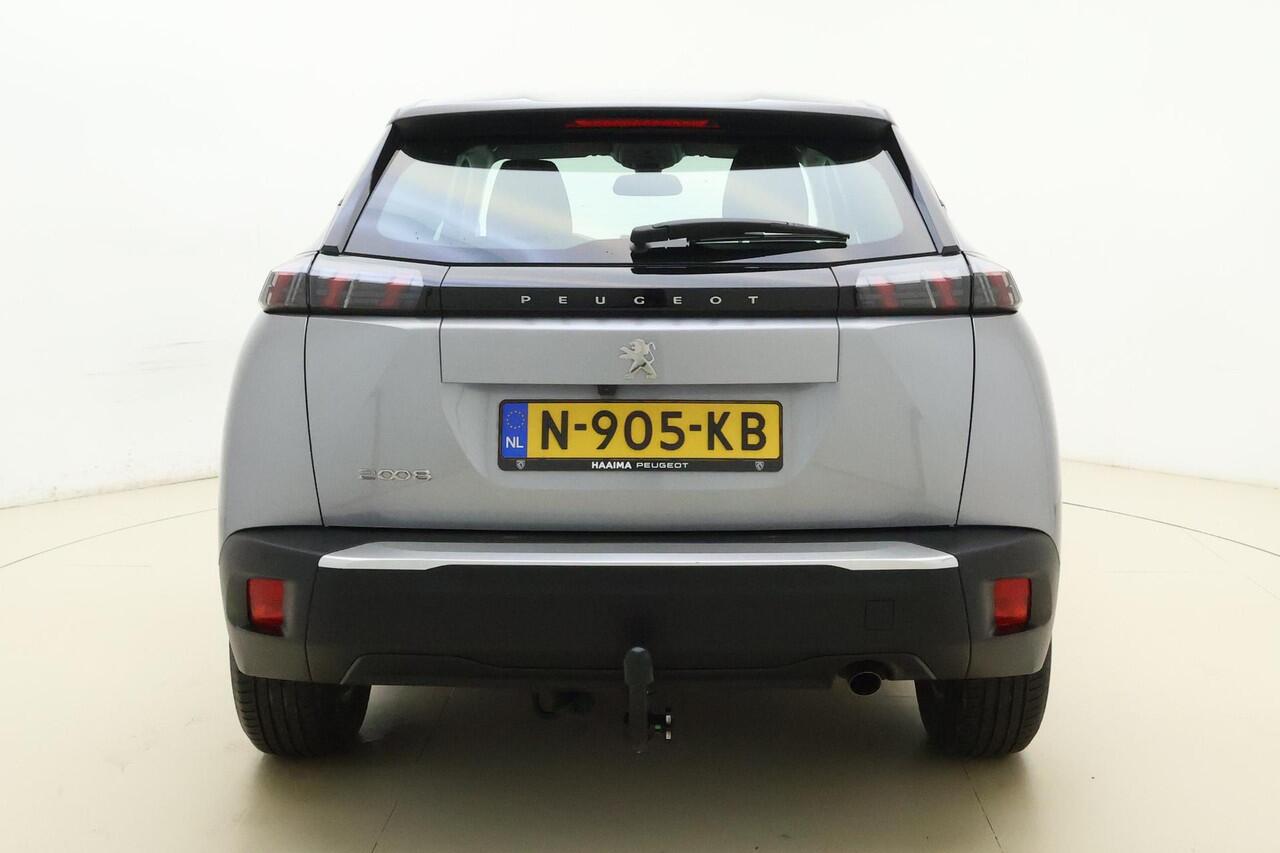 Peugeot 2008 1.2 PureTech Active Pack 100 PK | Handgeschakeld | Trekhaak | Navigatie | Climate Control | Bluetooth | Cruise Control | Licht Metalen Velgen | Stuurwielbediening | 1e eigenaar
