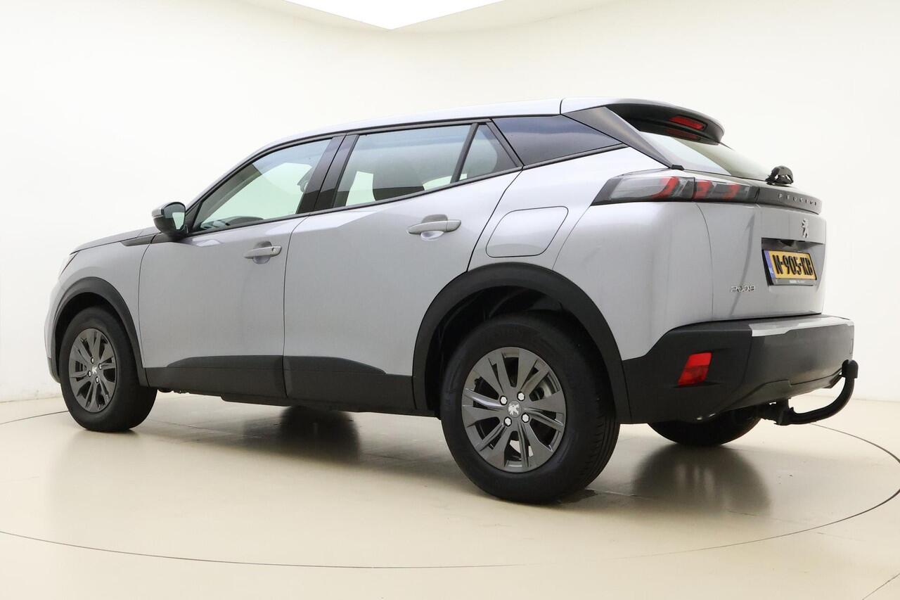 Peugeot 2008 1.2 PureTech Active Pack 100 PK | Handgeschakeld | Trekhaak | Navigatie | Climate Control | Bluetooth | Cruise Control | Licht Metalen Velgen | Stuurwielbediening | 1e eigenaar