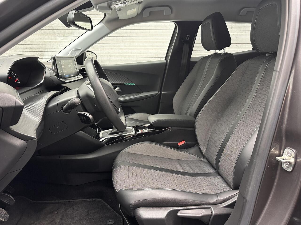 Peugeot 2008 Allure Pack 1.2 Turbo 100pk | 180° CAMERA | NAVI | EXTRA GETINTE RAMEN | KEYLESS START | ISOFIX | FULL LED |