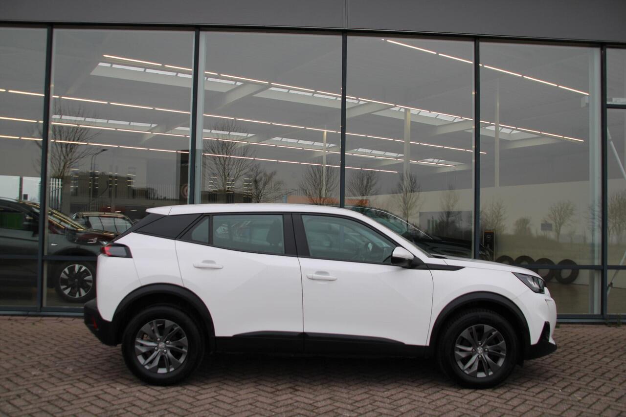 Peugeot 2008 1.2 PureTech 130pk Active Pack Automaat Airco Navi Camera Carplay Zeer mooi