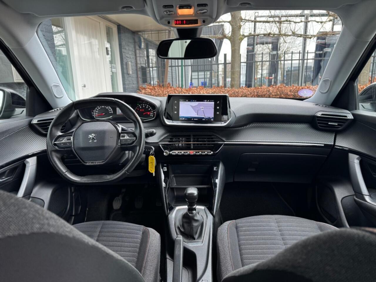 Peugeot 2008 1.2 Active Business + Led + PDC + Nav + Car-play - 06/2021