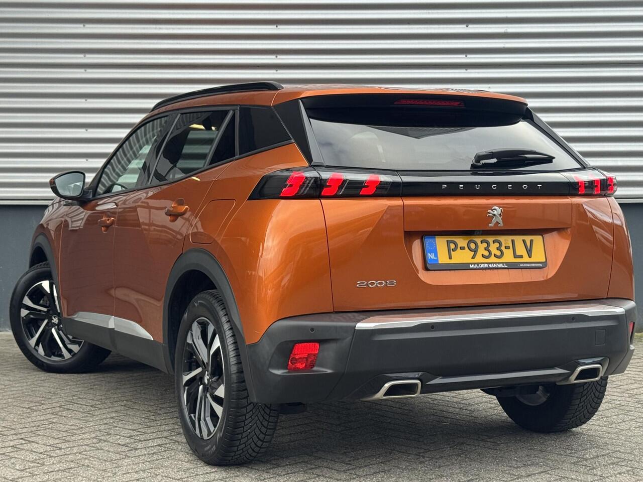 Peugeot 2008 Allure Pack 1.2 Turbo 130pk EAT8 | 180° CAMERA | NAVI | KEYLESS START | APPLE CARPLAY / ANDROID AUTO | ISOFIX | FULL LED |