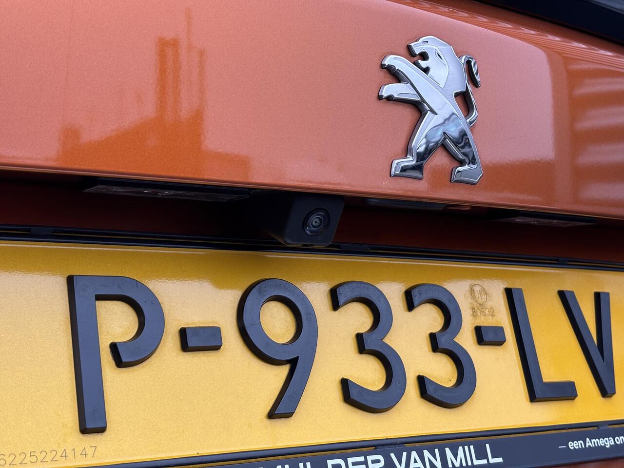 Peugeot 2008 Allure Pack 1.2 Turbo 130pk EAT8 | 180° CAMERA | NAVI | KEYLESS START | APPLE CARPLAY / ANDROID AUTO | ISOFIX | FULL LED |