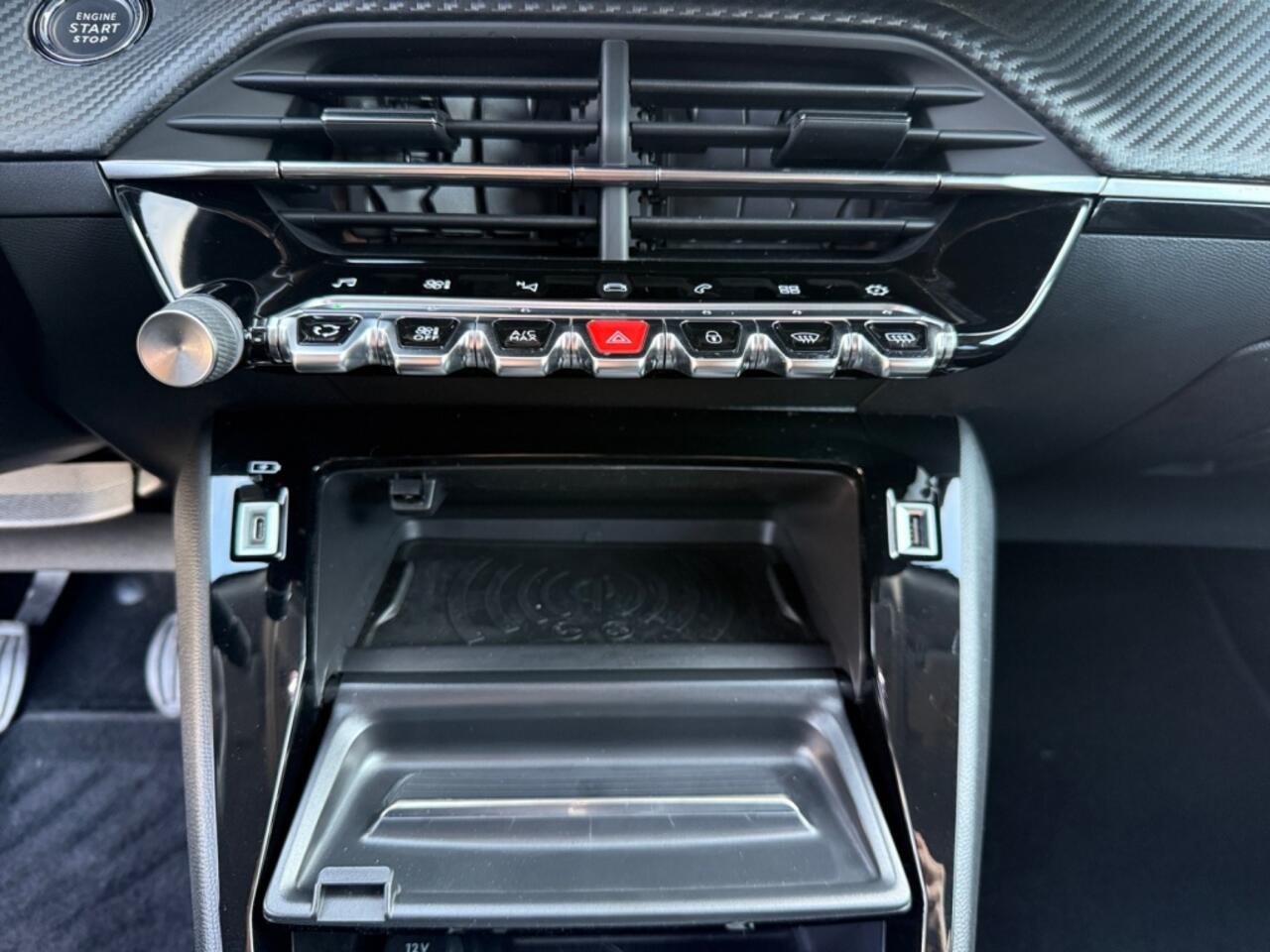 Peugeot 2008 1.2 PT Allure Pack Camera | Cruise control | Apple/Android