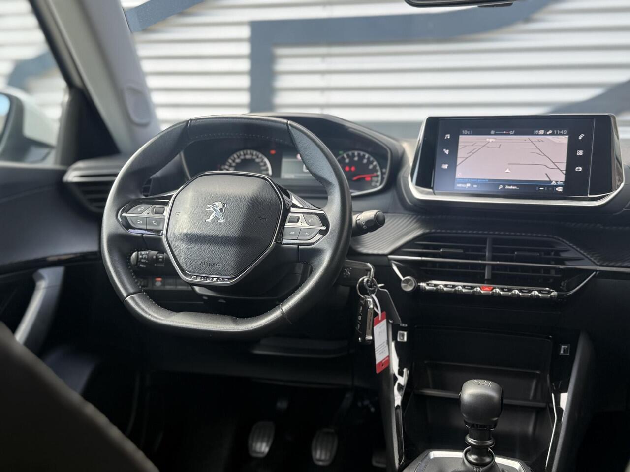 Peugeot 2008 1.2 PureTech Blue Lease Active 1e Eigenaar|Navi|Airco|Cruise|Carplay|PDC|Dealer onderhouden|N.A.P|APK tot 01-2027