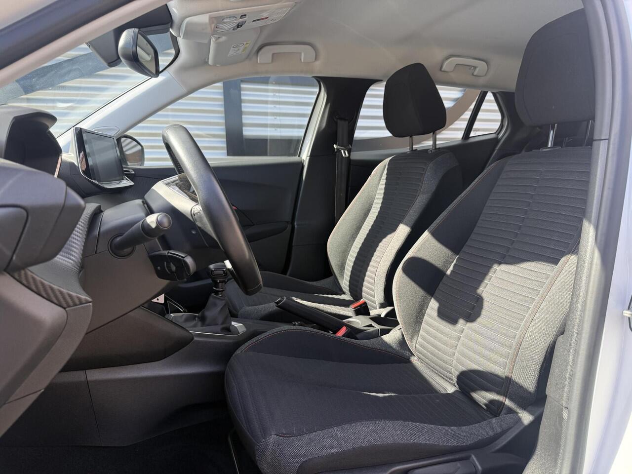 Peugeot 2008 1.2 PureTech Blue Lease Active 1e Eigenaar|Navi|Airco|Cruise|Carplay|PDC|Dealer onderhouden|N.A.P|APK tot 01-2027